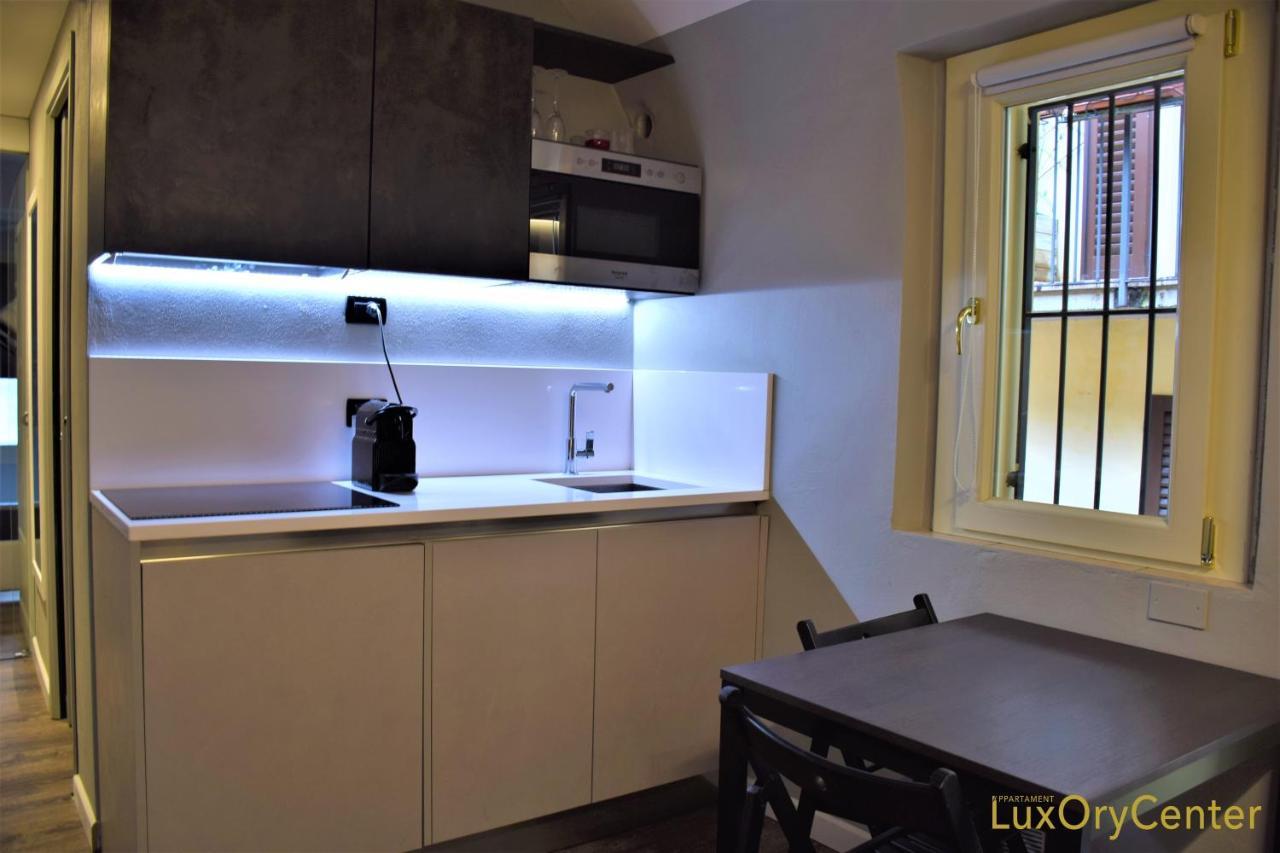 Luxory Center - Bilocale In Centro Storico In Palazzo D'Epoca In Zona Pedonale Vicino Alla Metro Vittoria بريشا المظهر الخارجي الصورة